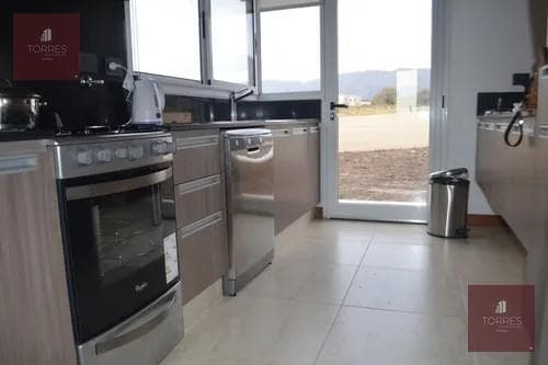 HOUSE FOR SALE IN THE COUNTRY GOLF SANTA MARIA VILLA LARCA NEIGHBORHOOD, MERLO. SAN LUIS