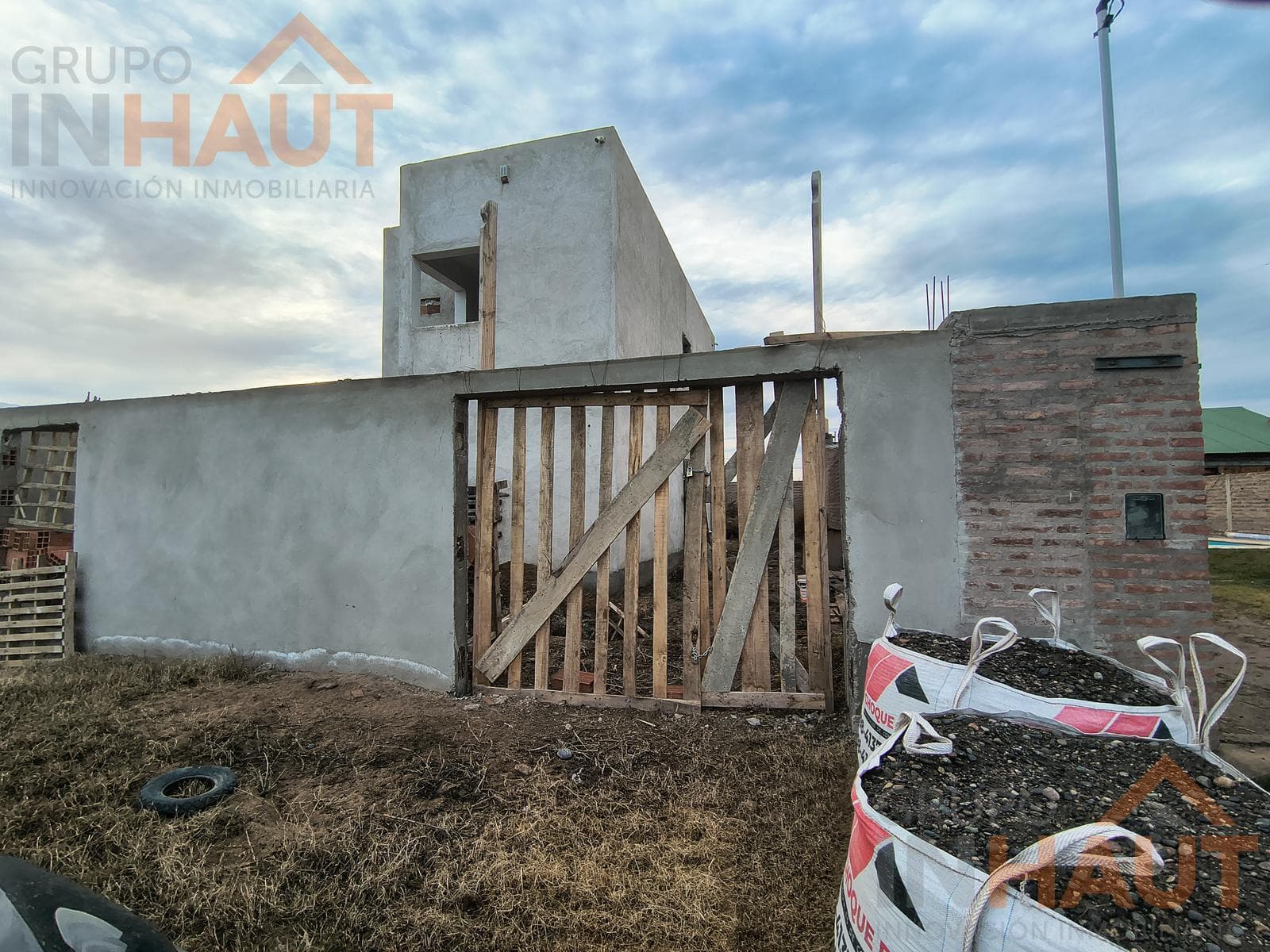House in Cinco Saltos
