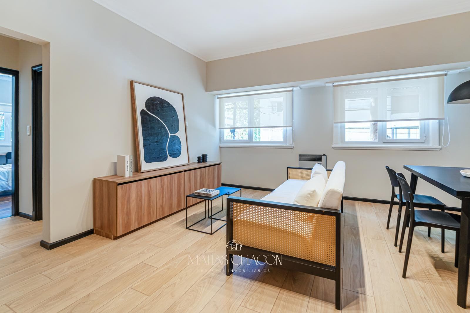 3-room apartment facing the street, just a few meters from Plaza Mitre