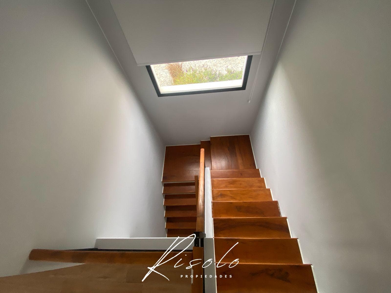 Casa en Alquiler, lote 1100m2, pileta. parilla. 3 dormitorios. Barrio Cerrado, EscobarCasa