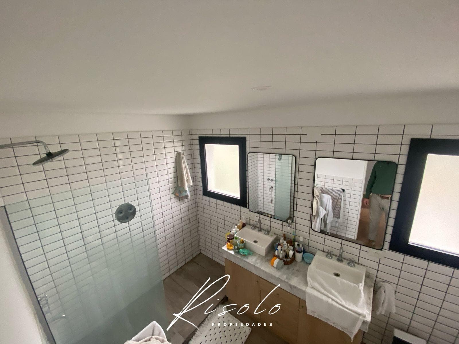 Casa en Alquiler, lote 1100m2, pileta. parilla. 3 dormitorios. Barrio Cerrado, EscobarCasa