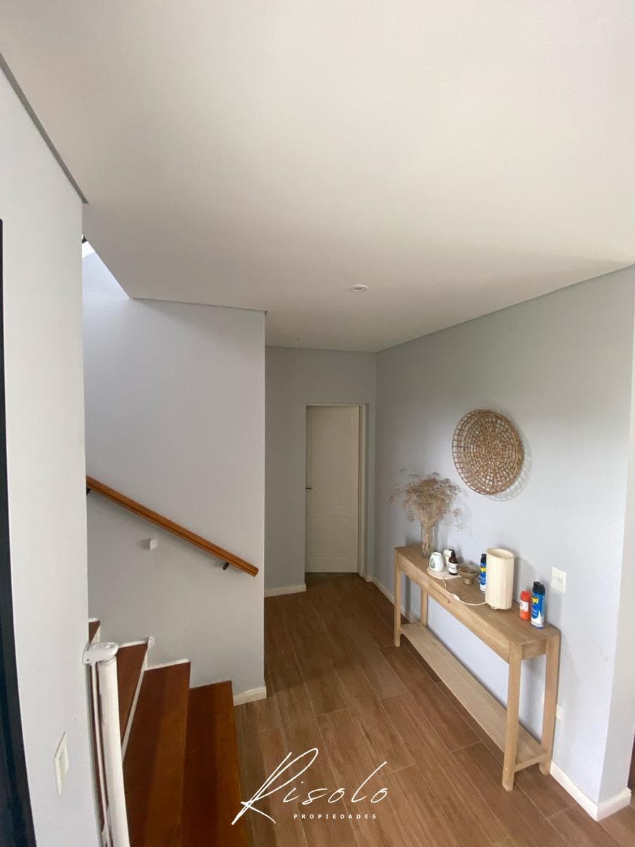 Casa en Alquiler, lote 1100m2, pileta. parilla. 3 dormitorios. Barrio Cerrado, EscobarCasa