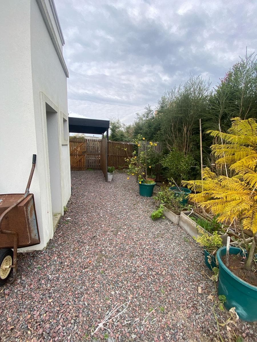 House for Rent, 1,100 m² lot, pool, barbecue, 3 bedrooms. Gated Community, EscobarCasa