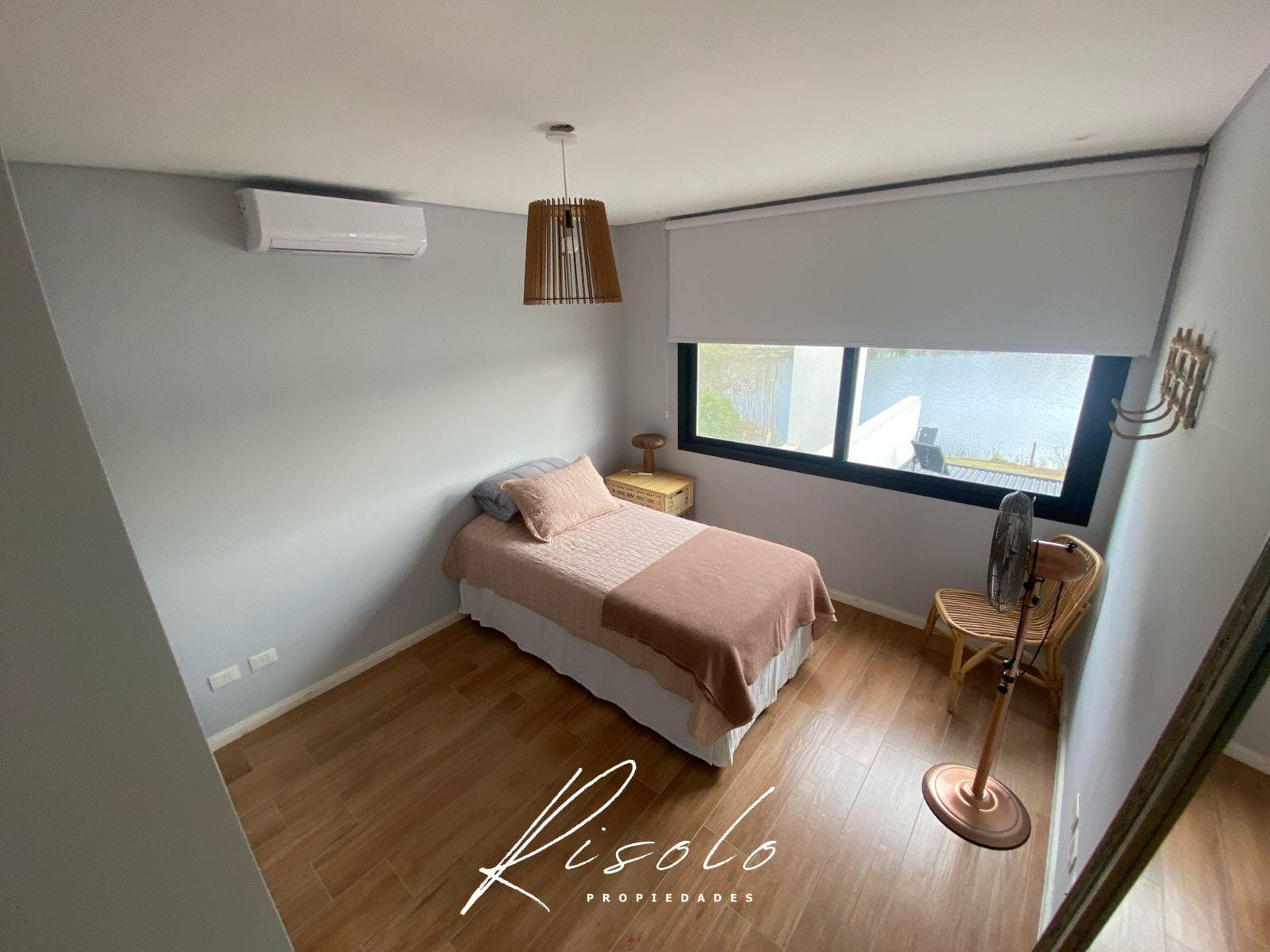 Casa en Alquiler, lote 1100m2, pileta. parilla. 3 dormitorios. Barrio Cerrado, EscobarCasa