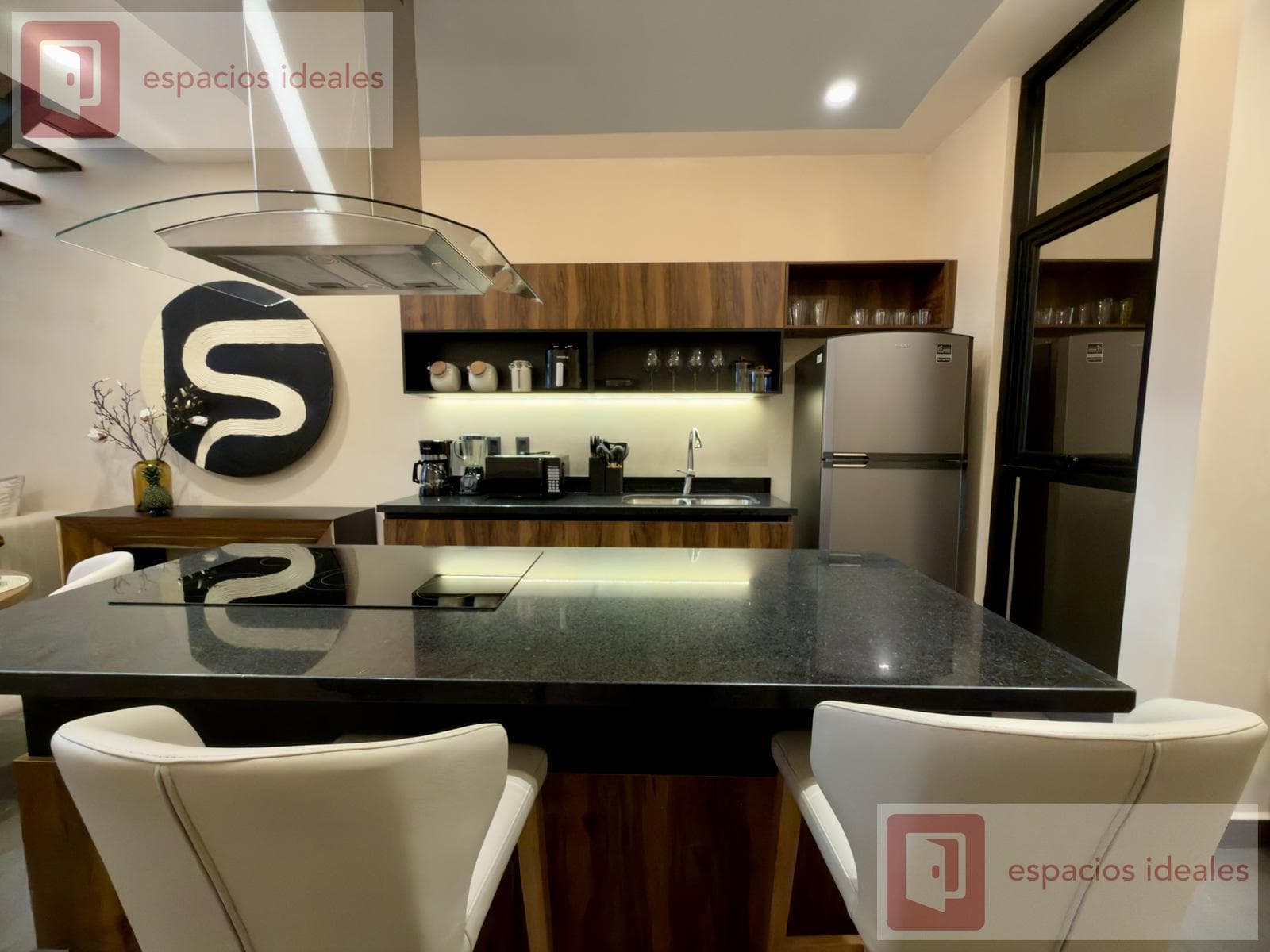 2-Bedroom Apartment for Sale in Cancún, with a Rooftop Garden Featuring a Padel Court and an Infinity Pool