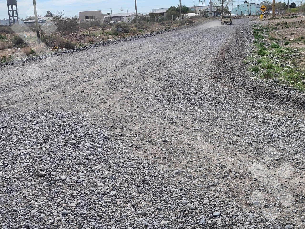 16,500 m² corner lot, 100 meters from the Conquistadores del Desierto Highway