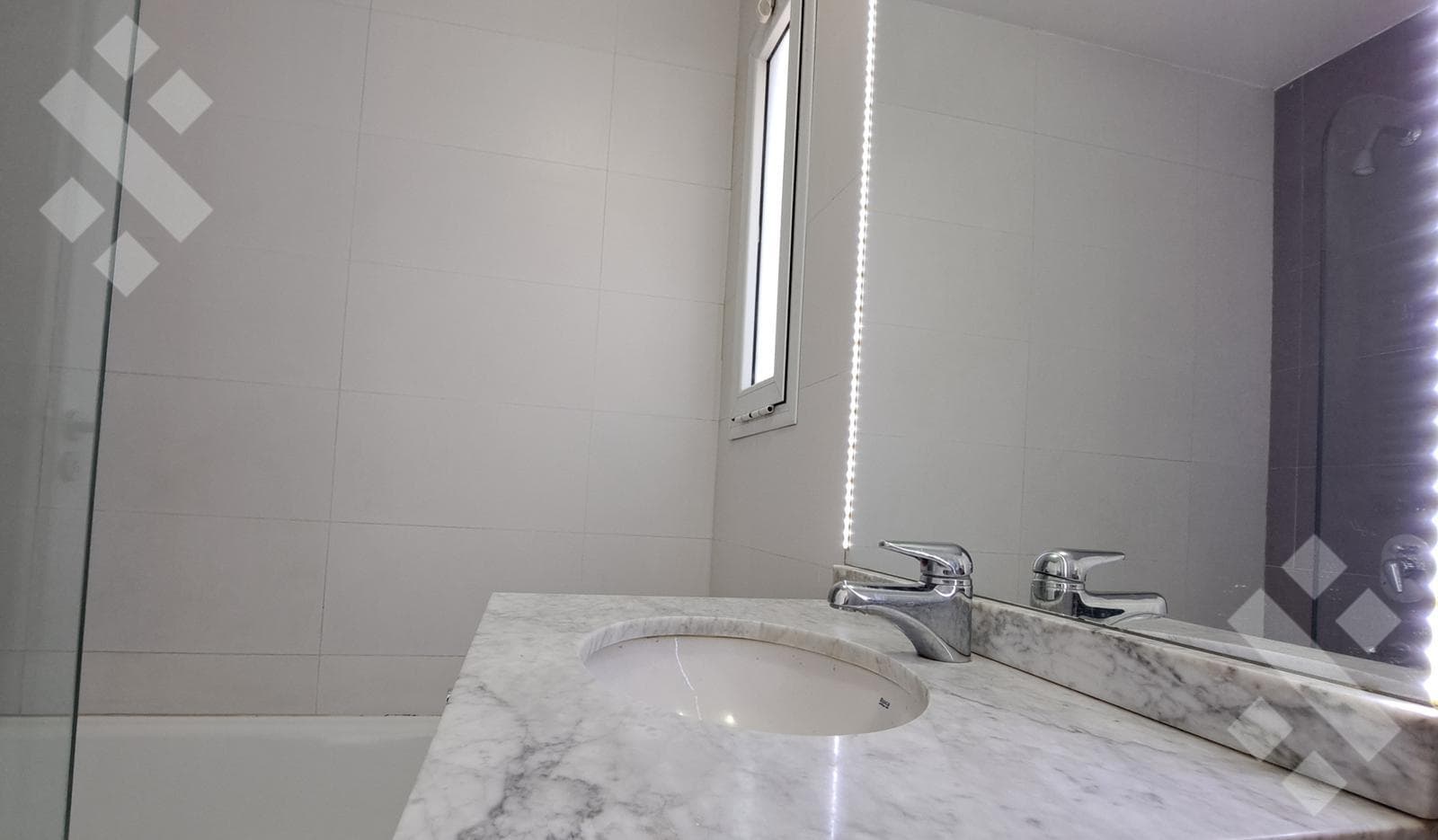 2-Bedroom Apartment for Rent with Garage, Neuquén City. East Downtown.