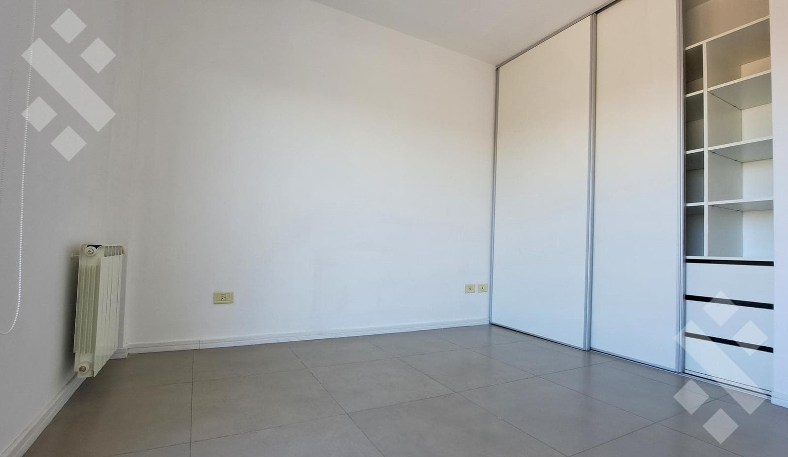 2-Bedroom Apartment for Rent with Garage, Neuquén City. East Downtown.
