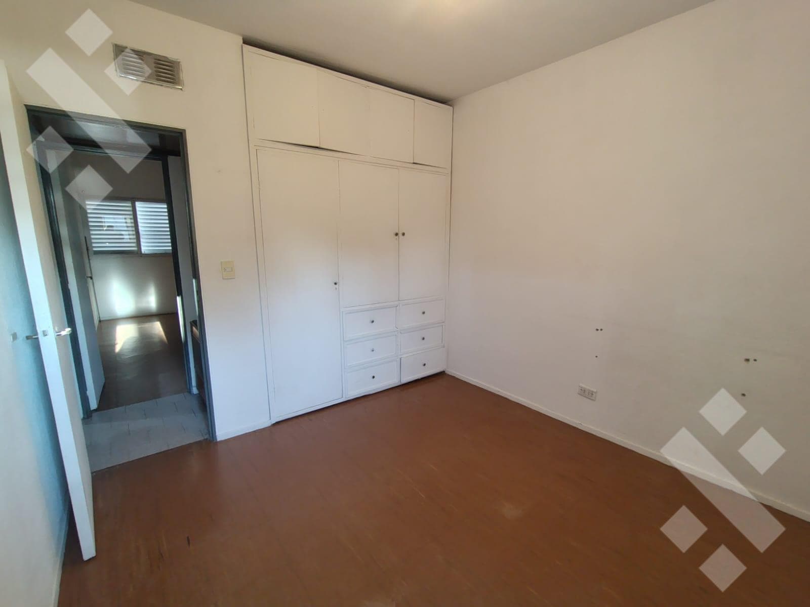 Apartment for Sale, 2 bedrooms, Av. Argentina, Neuquén (capital)