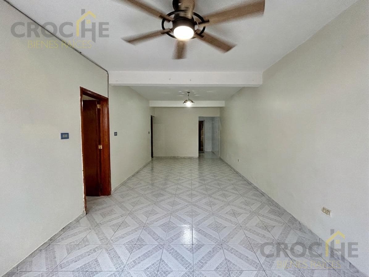 HOUSE FOR SALE IN BANDERILLA, VERACRUZ, DOWNTOWN AREA
