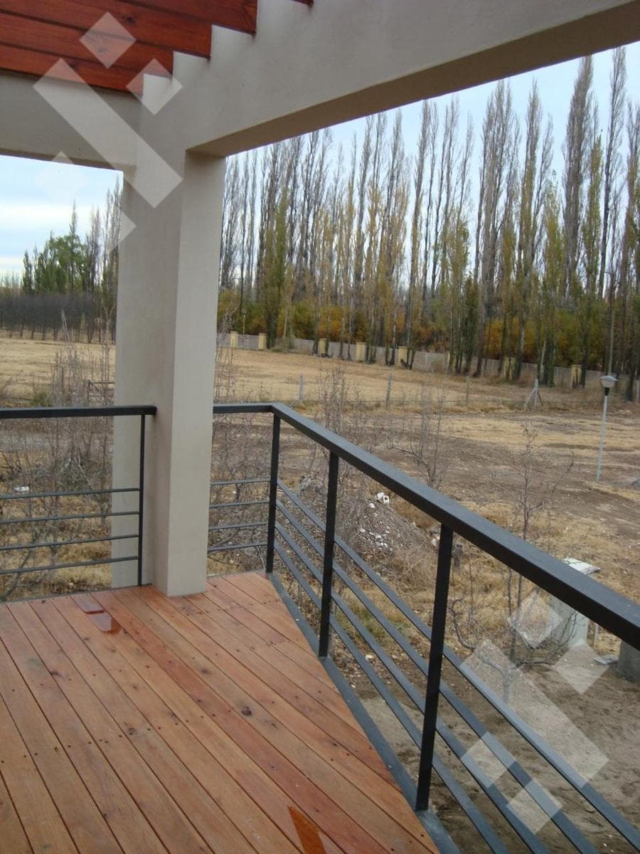 3-BEDROOM HOUSE FOR SALE, ELIGIBLE FOR MORTGAGE, VILLA MULUEN