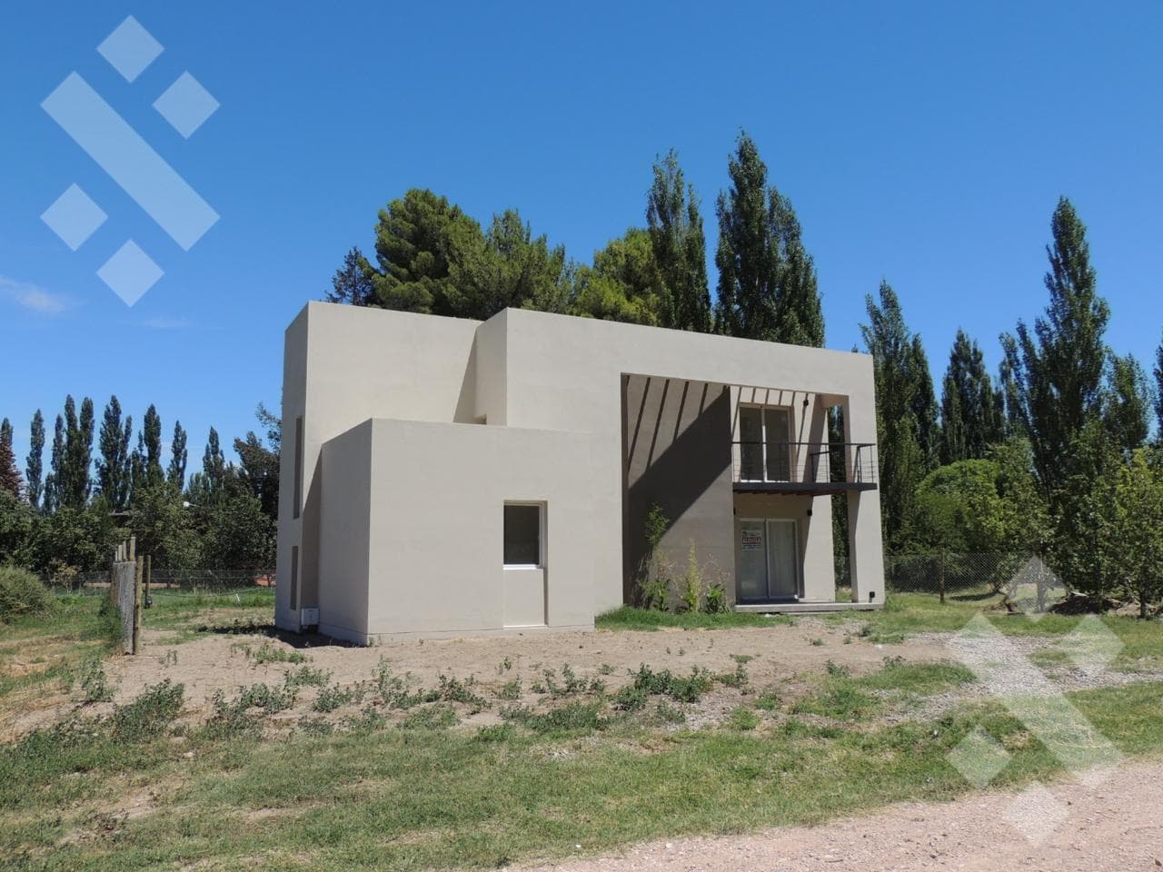 3-BEDROOM HOUSE FOR SALE, ELIGIBLE FOR MORTGAGE, VILLA MULUEN