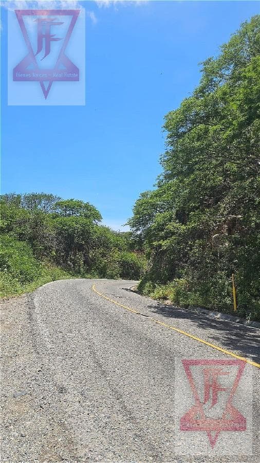 Prime Land for Sale – Tehuantepec, Oaxaca, 2,360 – A ONE-OF-A-KIND OPPORTUNITY!