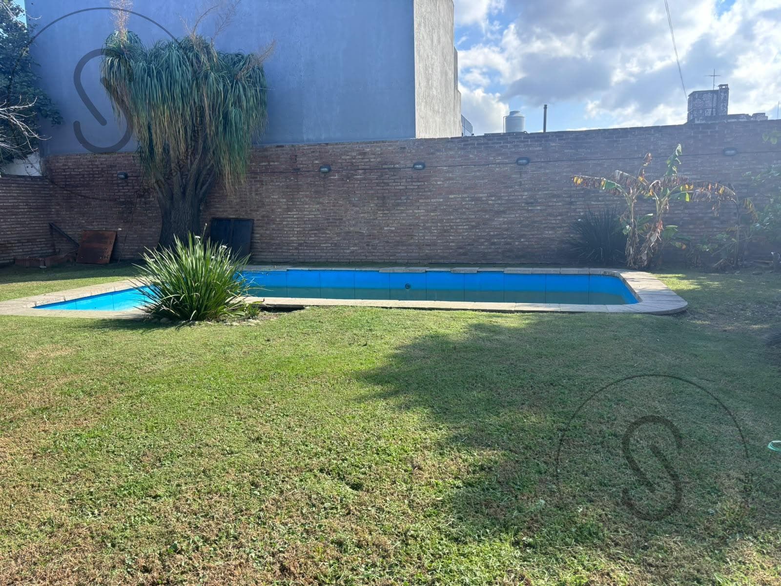 House in Cerro De Las Rosas