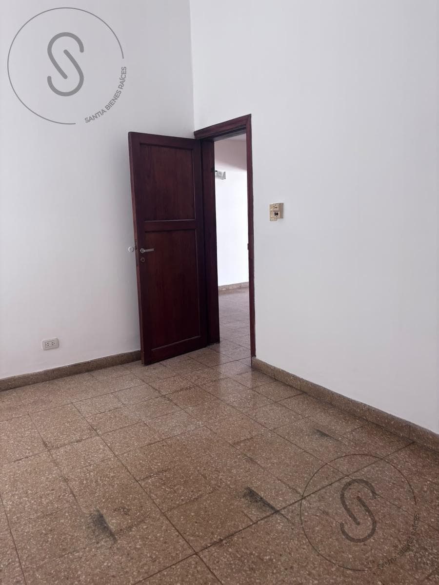 House in Cerro De Las Rosas