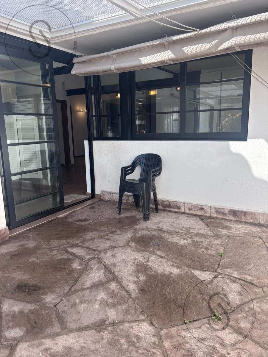 House in Cerro De Las Rosas