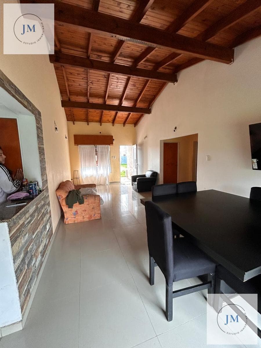 HOUSE FOR SALE IN MERCEDES
