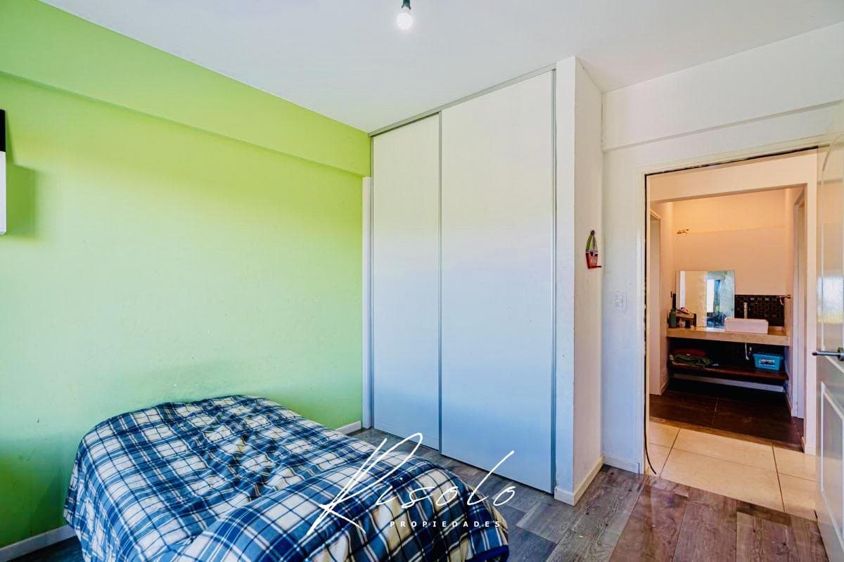 Casa en Venta. 4 dormitorios. 4 baños. Amplio Jardin. Barrio Cerrado, Escobar