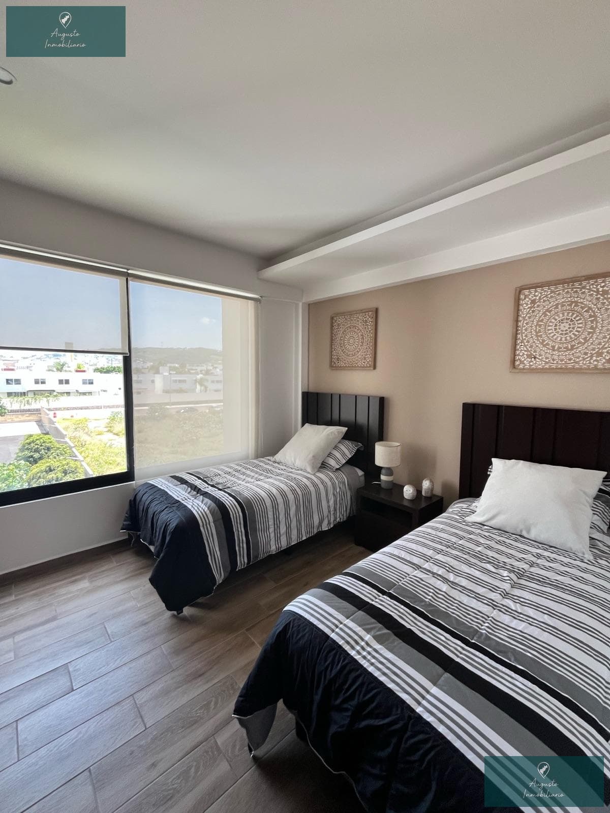 Apartment - Cañadas del Lago Subdivision