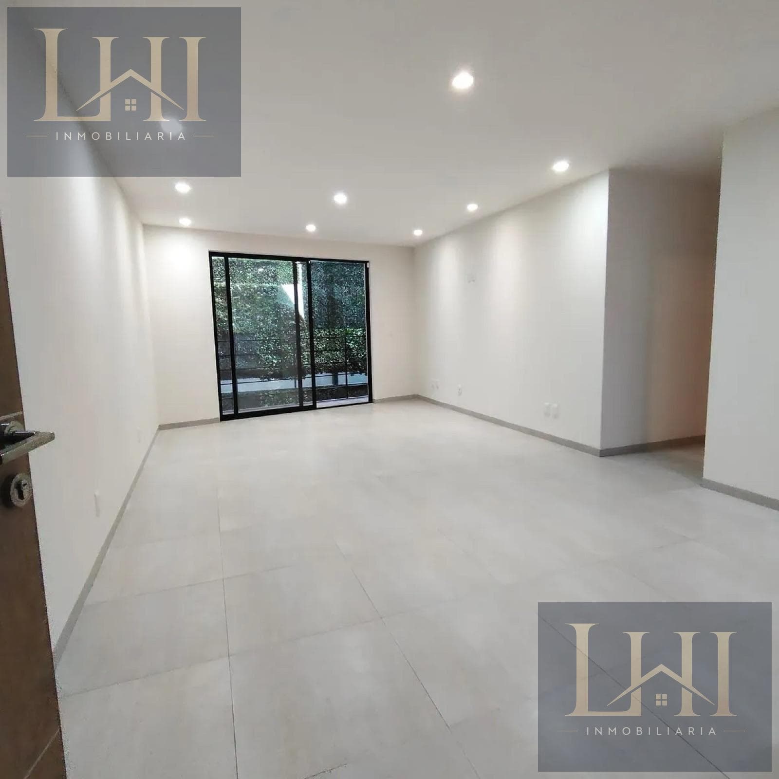 Apartment - Del Valle Centro