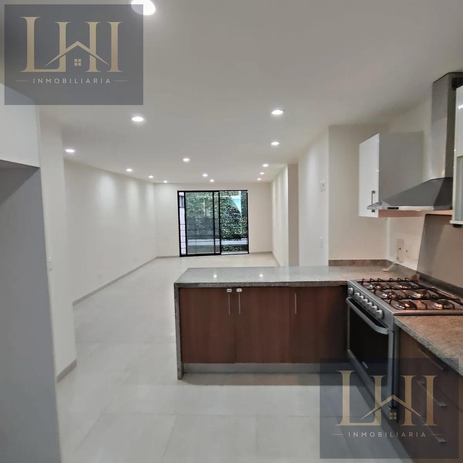 Apartment - Del Valle Centro