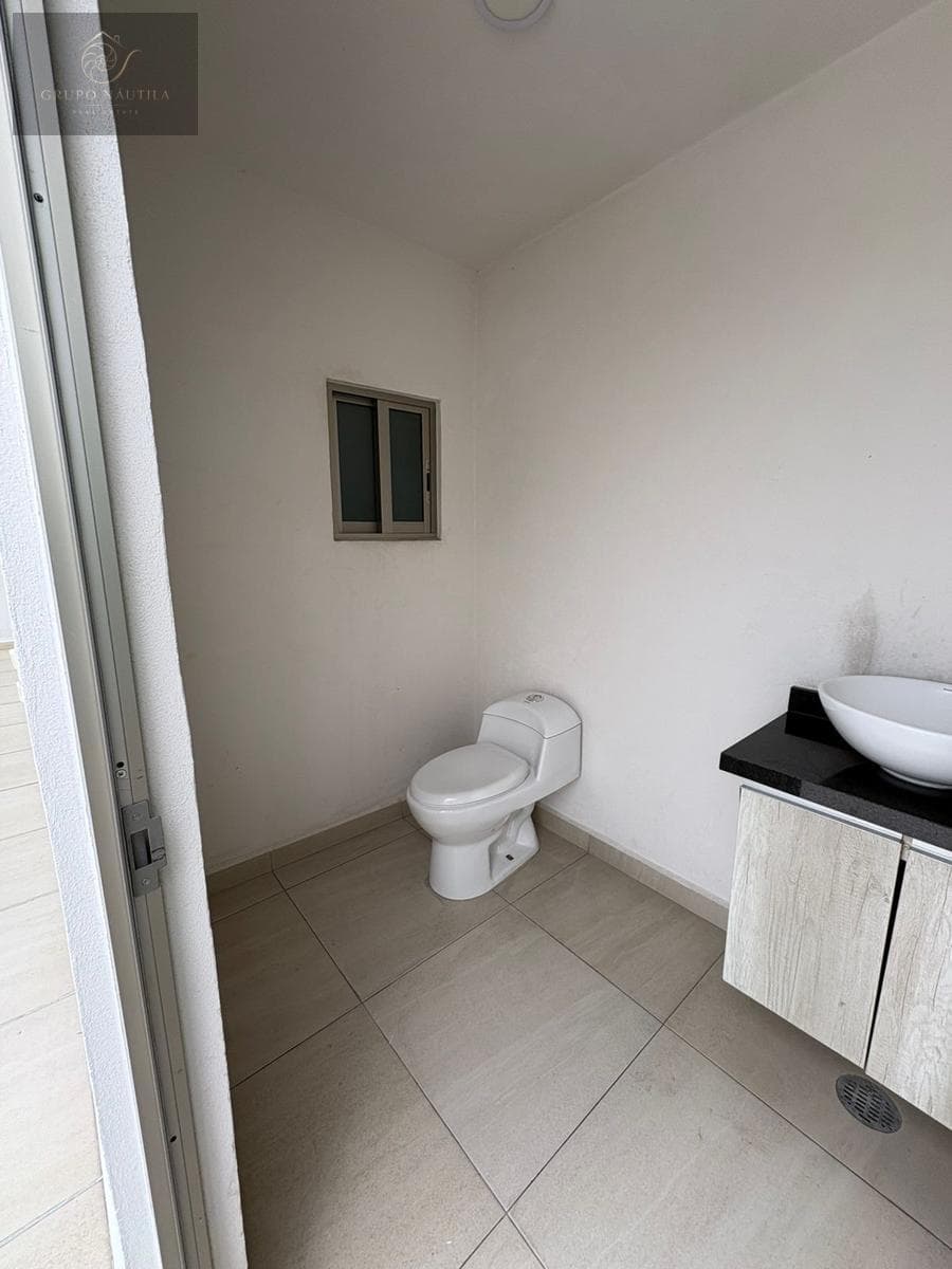 Loft for Sale on Eje 10