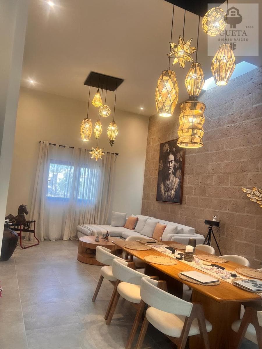House in San Miguel de Allende, 10 minutes from downtown (NEW)