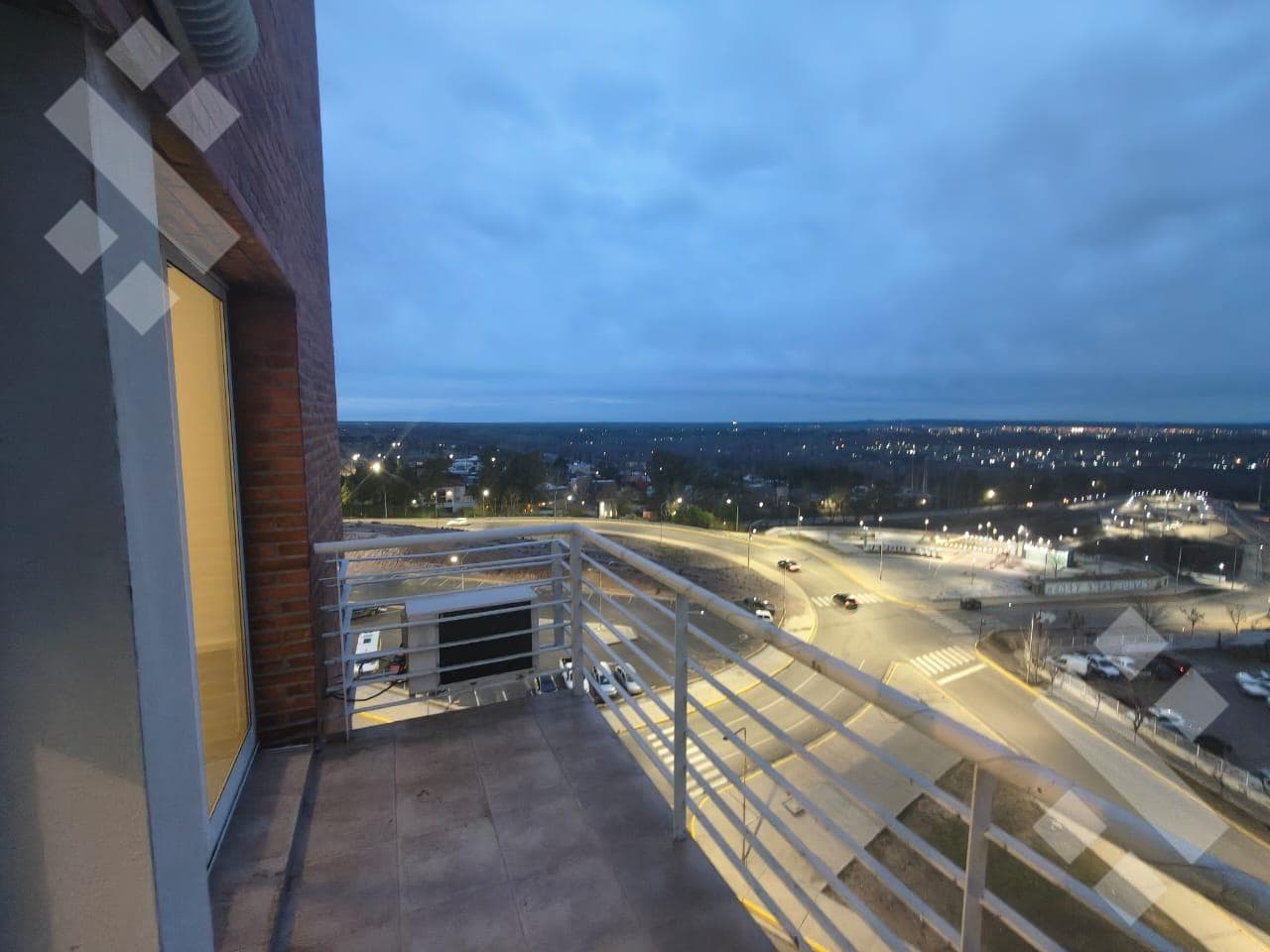 1-Bedroom Apartment for Rent, with Balcony and Parking Space. Leloir 1000, Neuquén