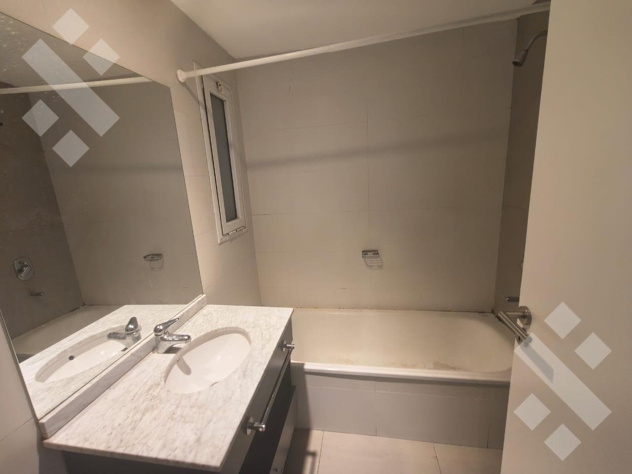 1-Bedroom Apartment for Rent, with Balcony and Parking Space. Leloir 1000, Neuquén