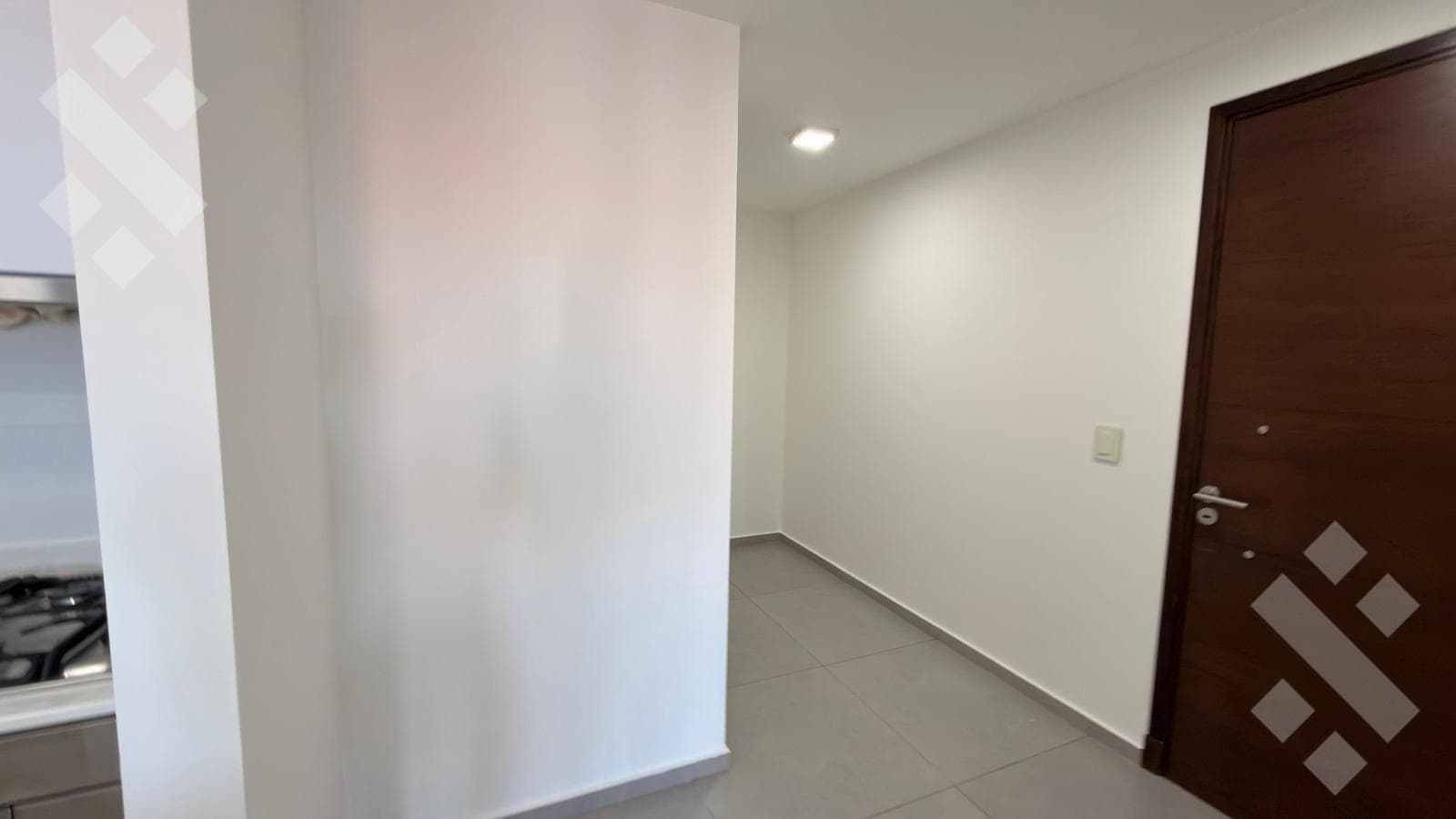 Studio Apartment for Rent in Building R2