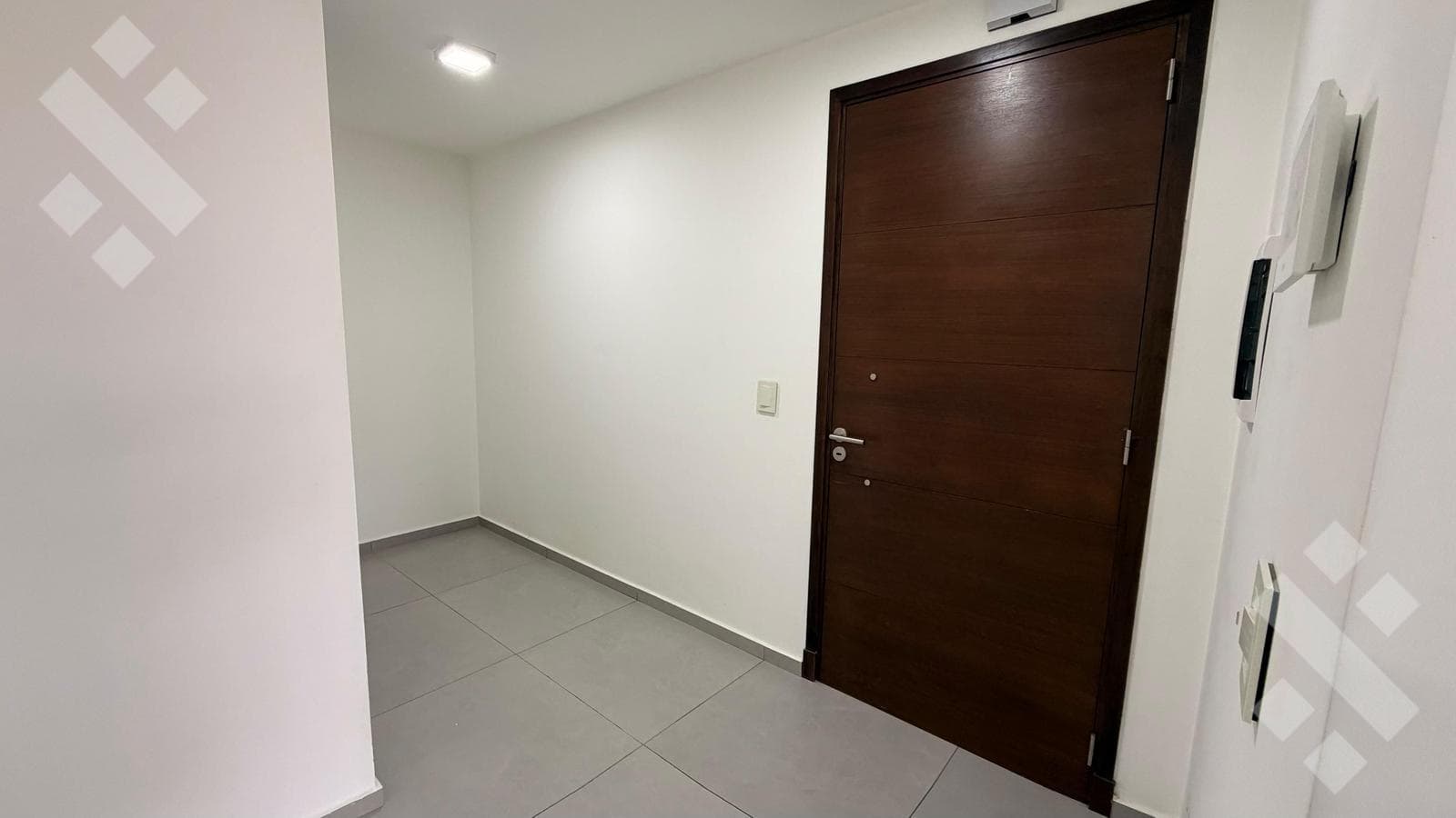 Studio Apartment for Rent in Building R2