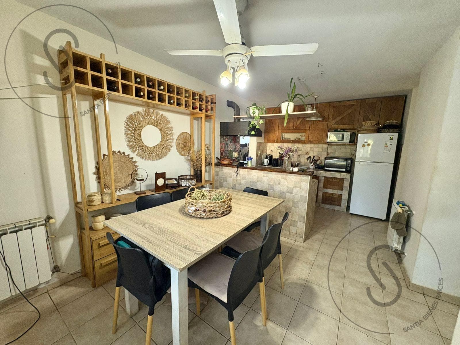 HOUSE FOR SALE: 4 BEDROOMS, GATED COMMUNITY, CALICANTO, VILLA WARCALDE, CORDOBA; QUALIFIES FOR A MORTGAGE