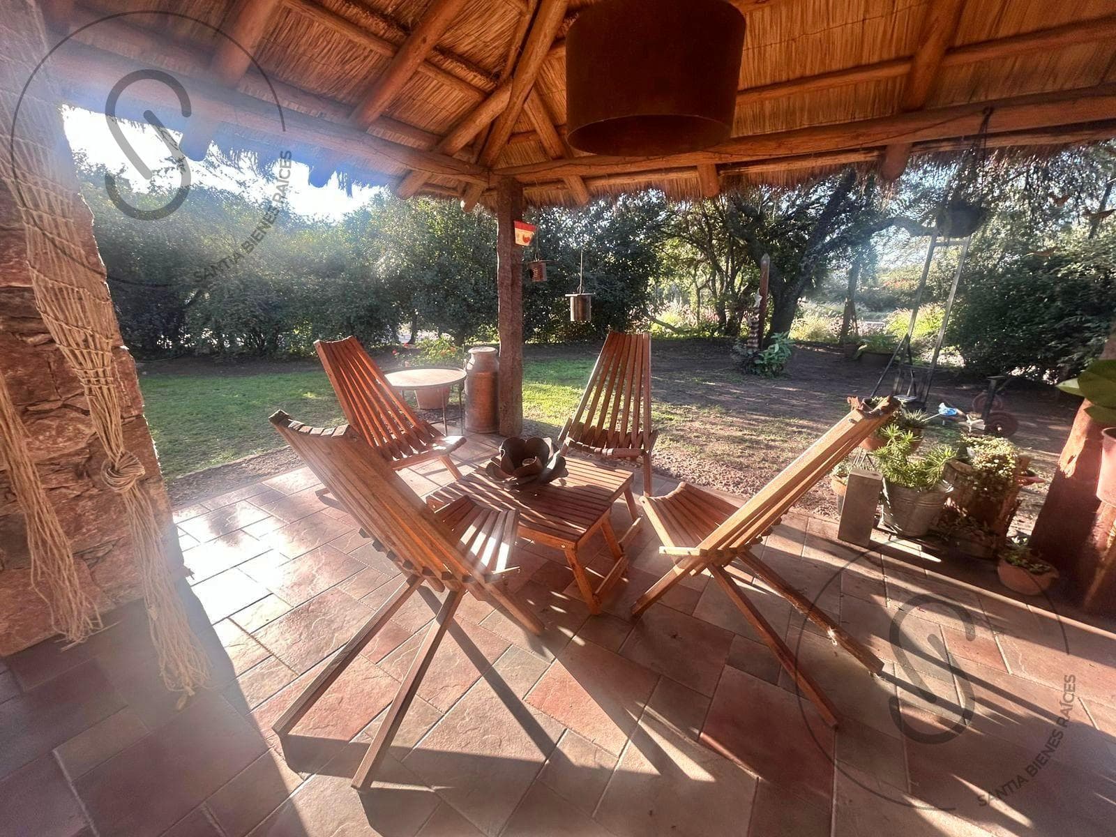 HOUSE FOR SALE: 4 BEDROOMS, GATED COMMUNITY, CALICANTO, VILLA WARCALDE, CORDOBA; QUALIFIES FOR A MORTGAGE