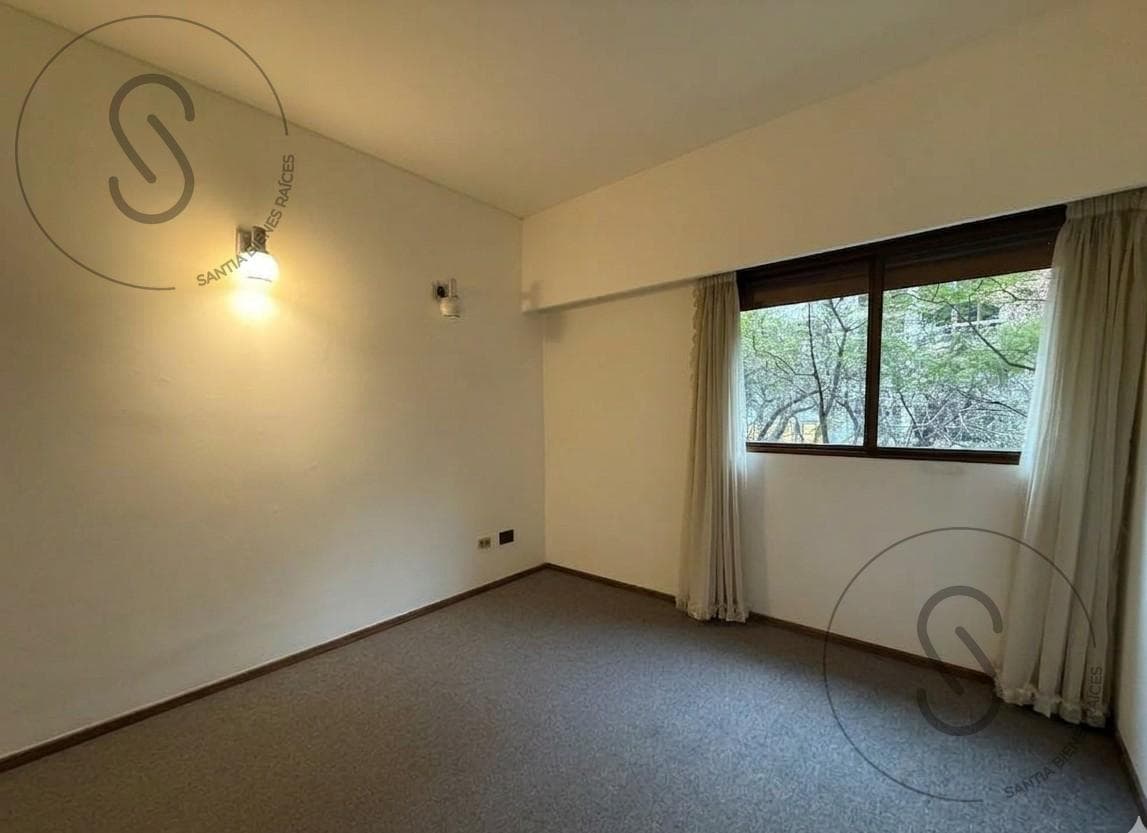 3-BEDROOM APARTMENT IN NUEVA CORDOBA WITH BALCONY AND GARAGE