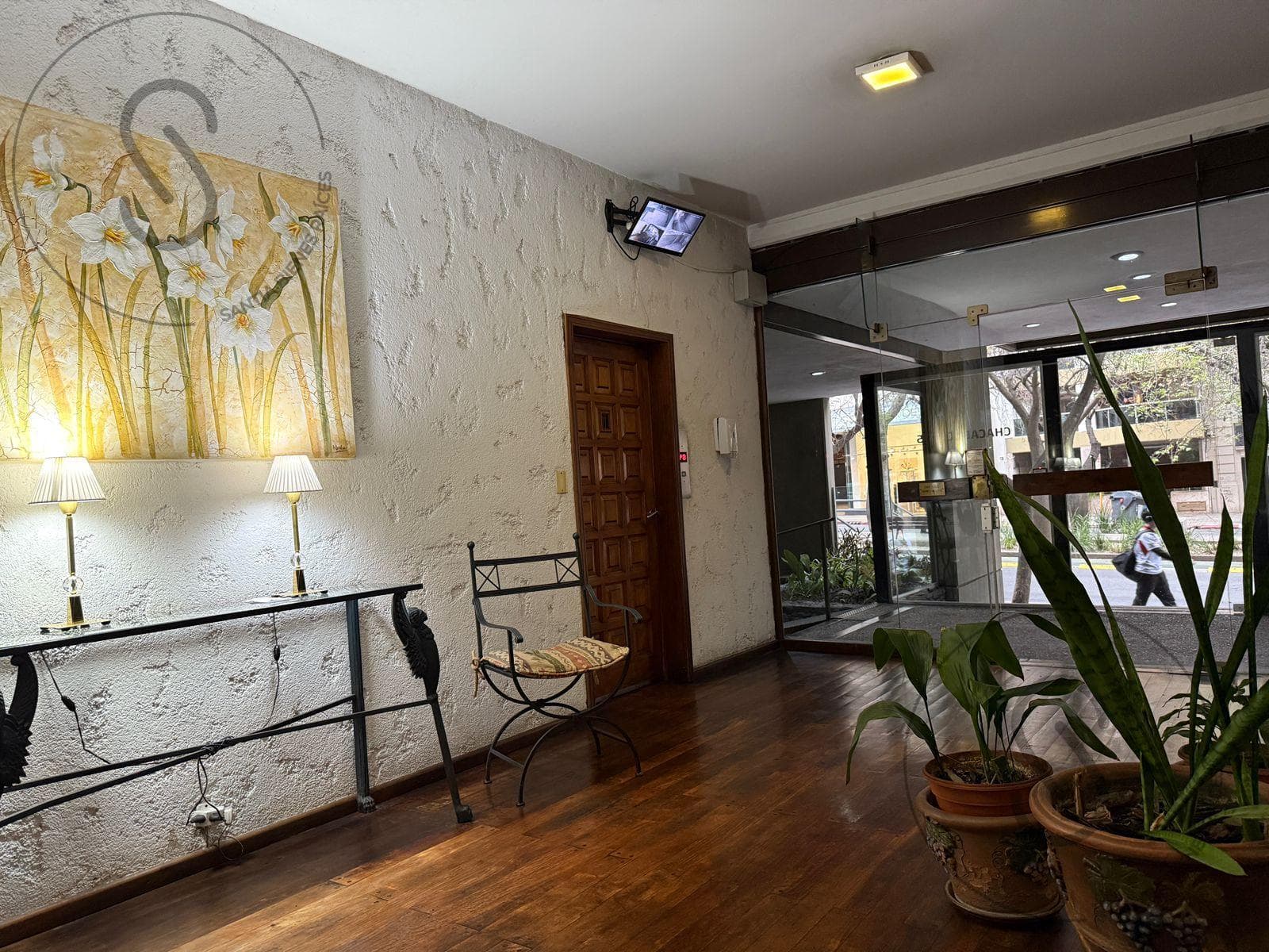 3-BEDROOM APARTMENT IN NUEVA CORDOBA WITH BALCONY AND GARAGE