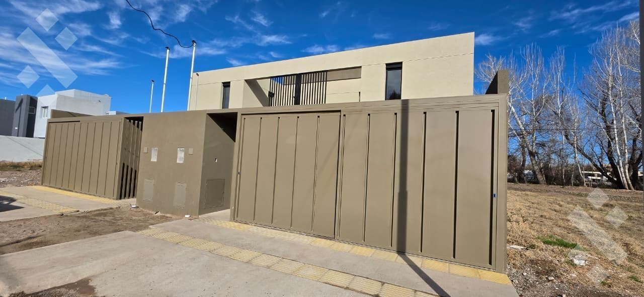 2-Bedroom Duplex for Sale Patio with Grill - Ayres del Limay Neighborhood - Neuquén City