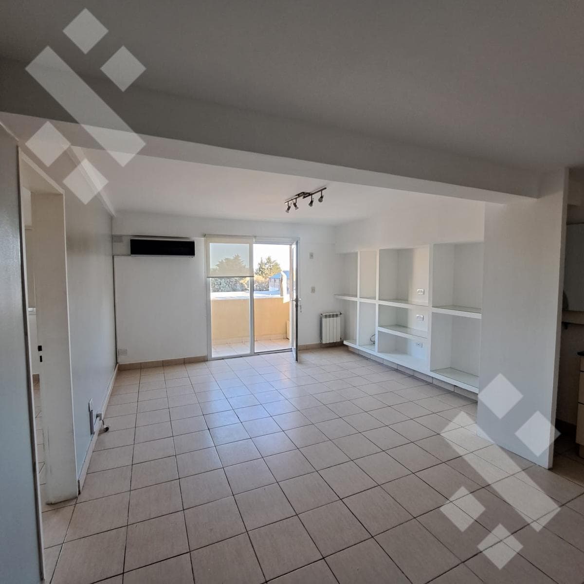 For Rent | 1-Bedroom Apartment with Garage | West Central Area | Neuquén City