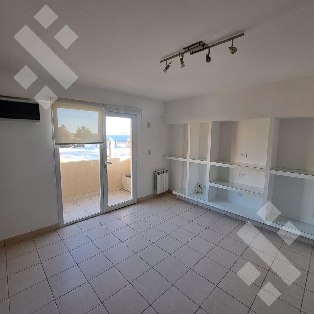 For Rent | 1-Bedroom Apartment with Garage | West Central Area | Neuquén City