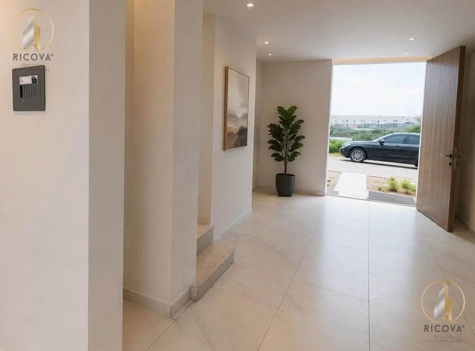 House for Pre-Sale in Ciudad Maderas Montaña, South Central