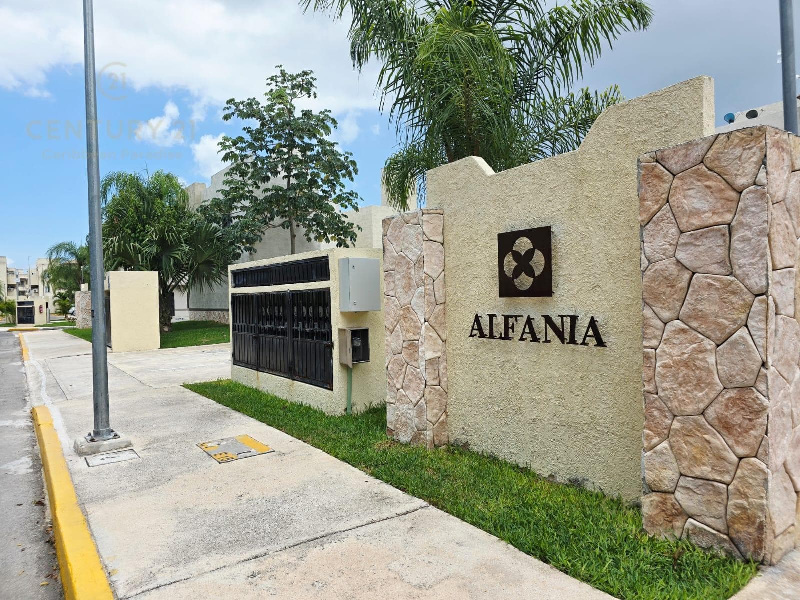 2-Bedroom Apartment for Sale in Real Amalfi Coto 3 | Playa del Carmen P4637
