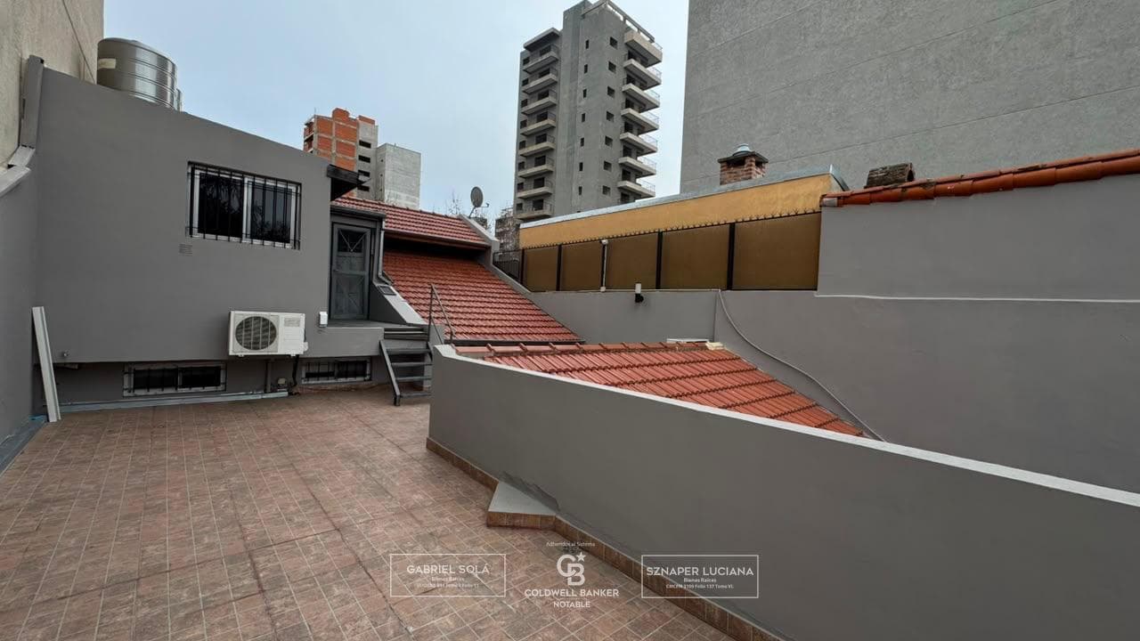 House in East Lanús