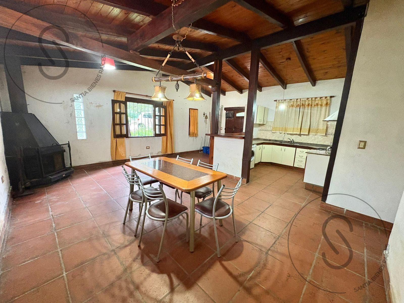 HOUSE FOR SALE: ONE-STORY, TWO-BEDROOM HOME IN AGUA DE ORO, CORDOBA