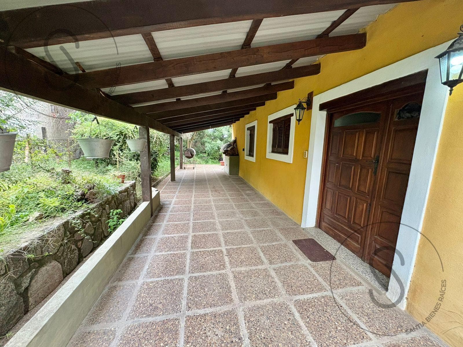 HOUSE FOR SALE: ONE-STORY, TWO-BEDROOM HOME IN AGUA DE ORO, CORDOBA