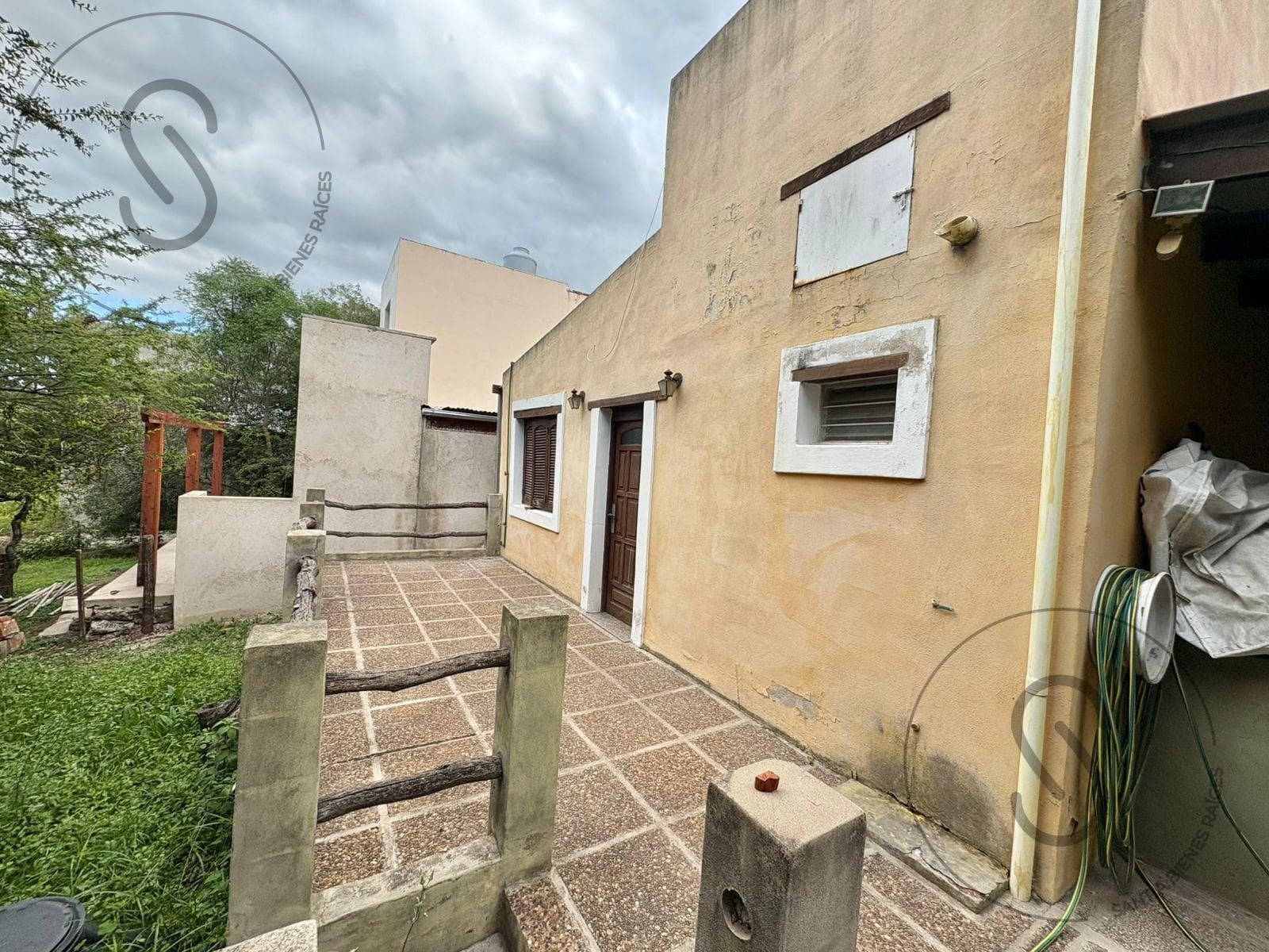 HOUSE FOR SALE: ONE-STORY, TWO-BEDROOM HOME IN AGUA DE ORO, CORDOBA