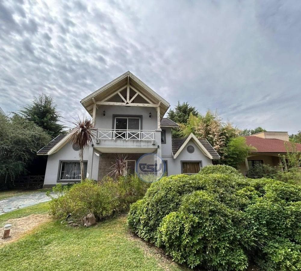 4-ROOM HOUSE FOR SALE AT THE LAUQUEN COUNTRY CLUB