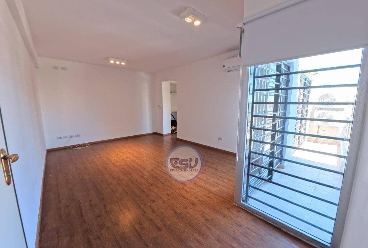 2-ROOM APARTMENT FOR SALE IN MONTE CASTRO—MORTGAGE AVAILABLE