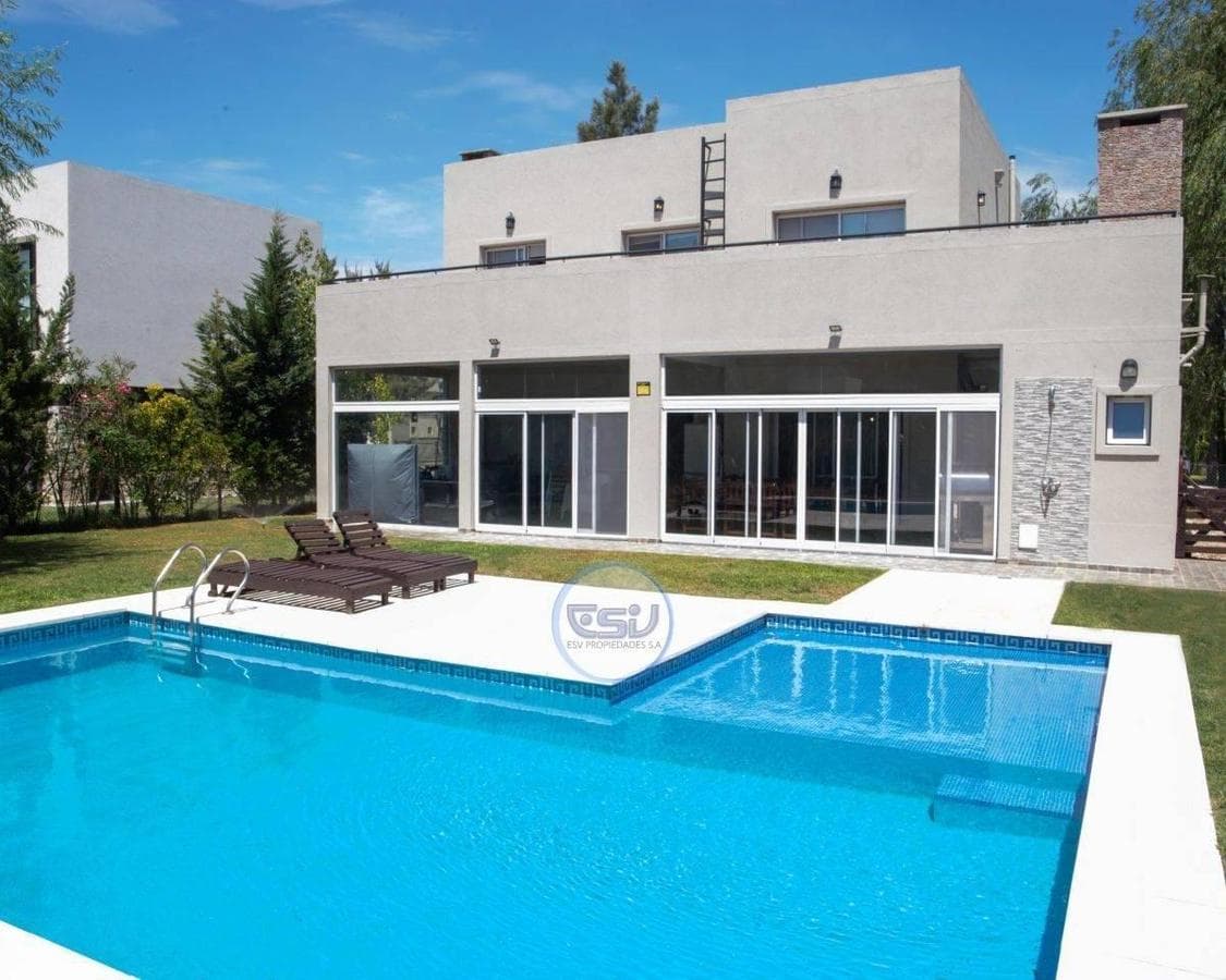 4-ROOM HOUSE FOR SALE IN PRINCIPADO CIUDAD NAUTICA, CANNING