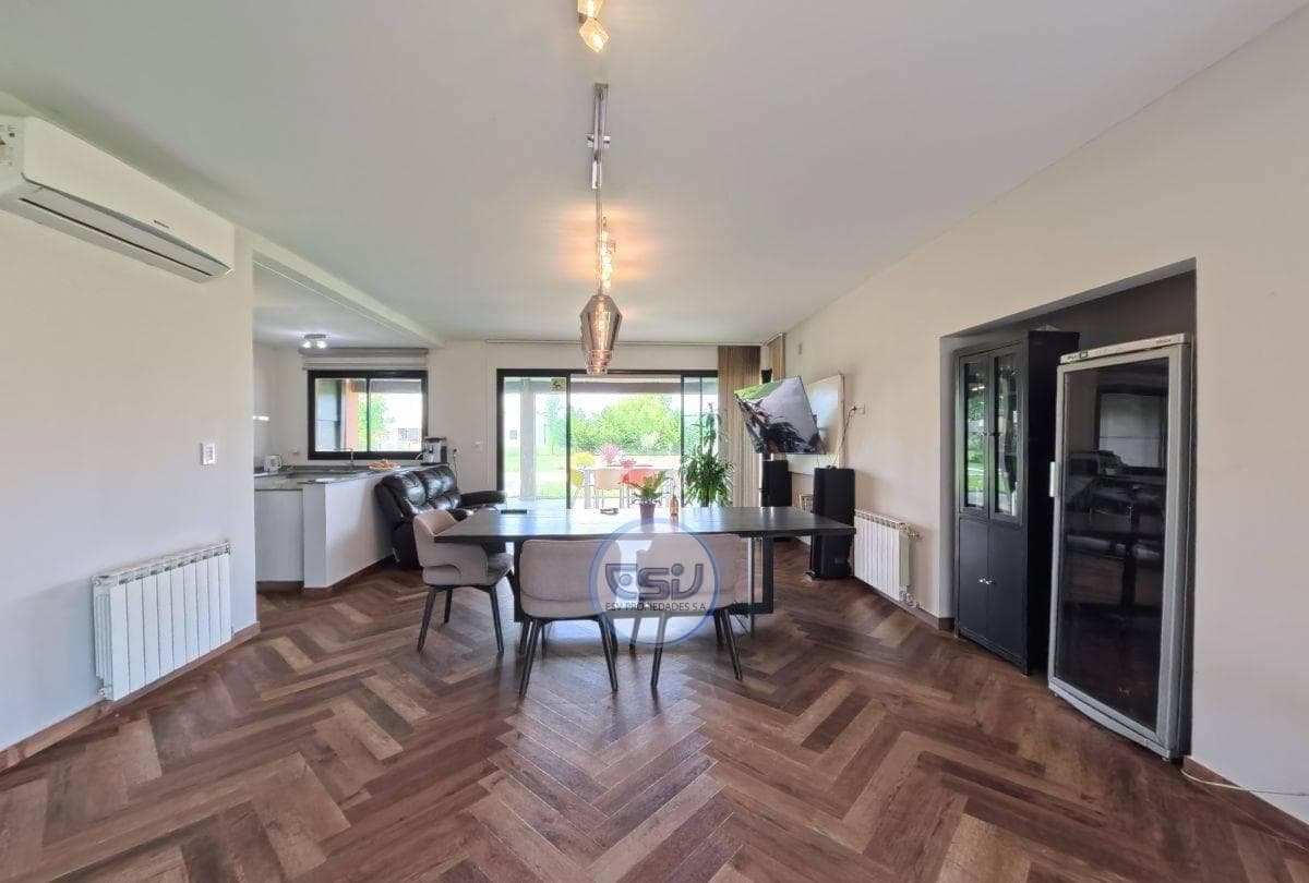 4-ROOM HOUSE FOR SALE IN FINCAS DEL ALBA WITH SWIMMING POOL AND BARBECUE