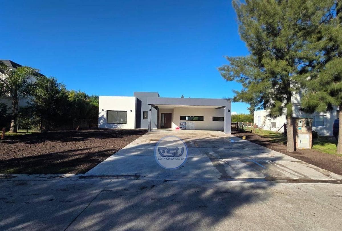 4-BEDROOM HOUSE FOR SALE IN PRINCIPADO, CIUDAD NAUTICA, CANNING