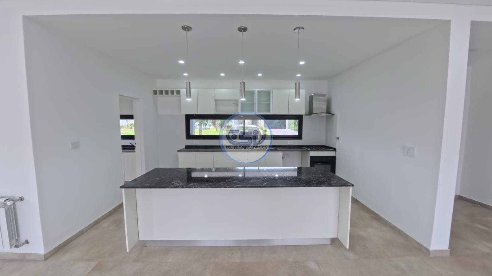FOR SALE: BRAND-NEW 4-BEDROOM HOUSE IN PRINCIPADO, CIUDAD NAUTICA, CANNING
